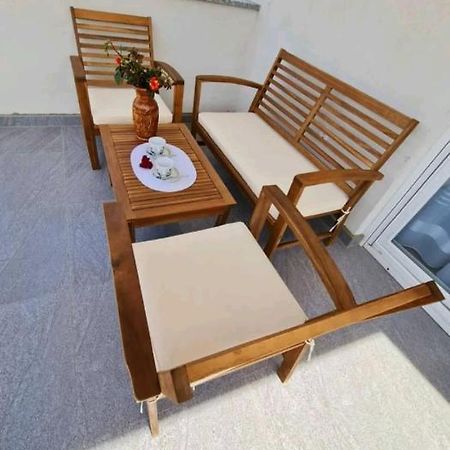 Apartment Ane 2 Tisno Eksteriør bilde