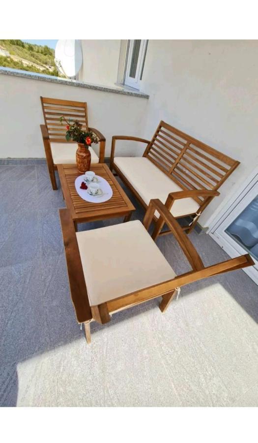 Apartment Ane 2 Tisno Eksteriør bilde